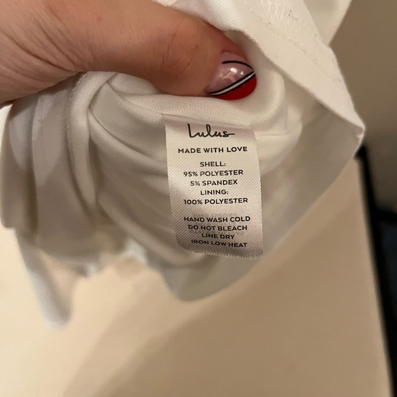 White Double Lined Lulus Midi Dress w/Sleeves - Picture 5 of 5